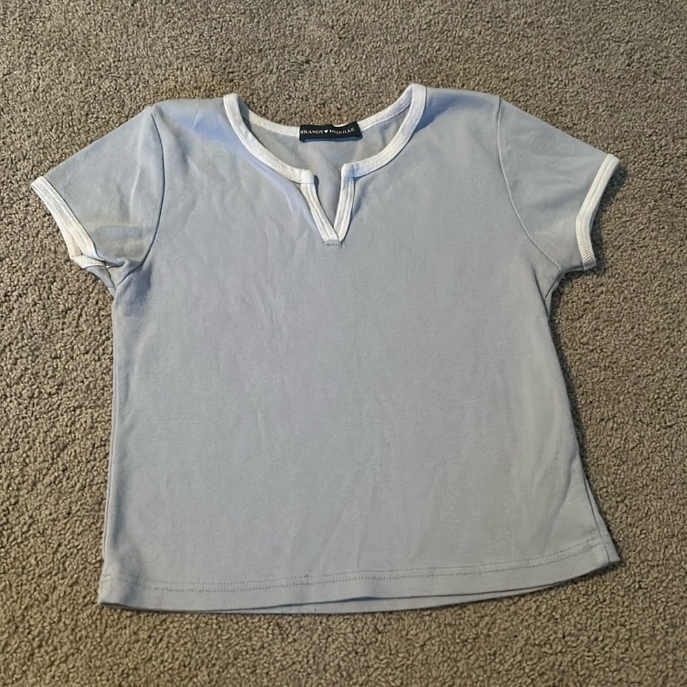 Brandy Melville Ashlyn Short Sleeve V-notch top